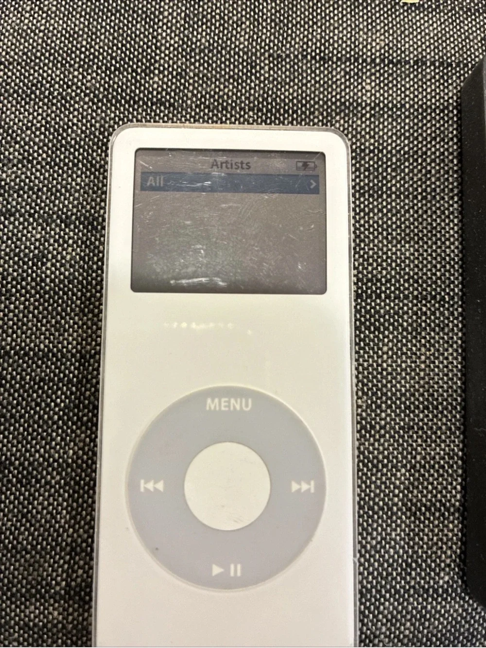 Apple iPod Nano Black with White Click Wheel